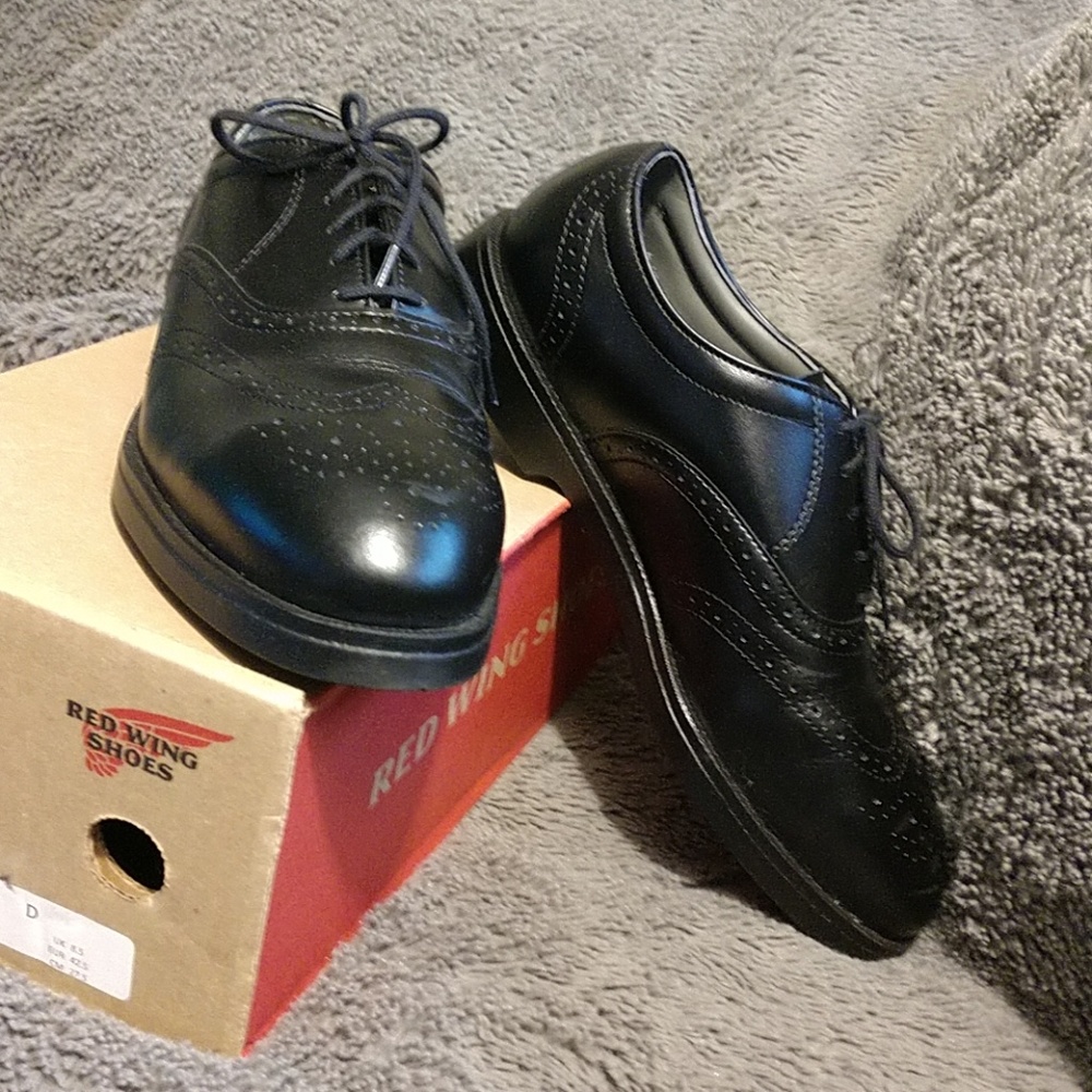 Men's Black Steel Toe Safety Red Wing Shoes 9 1/2